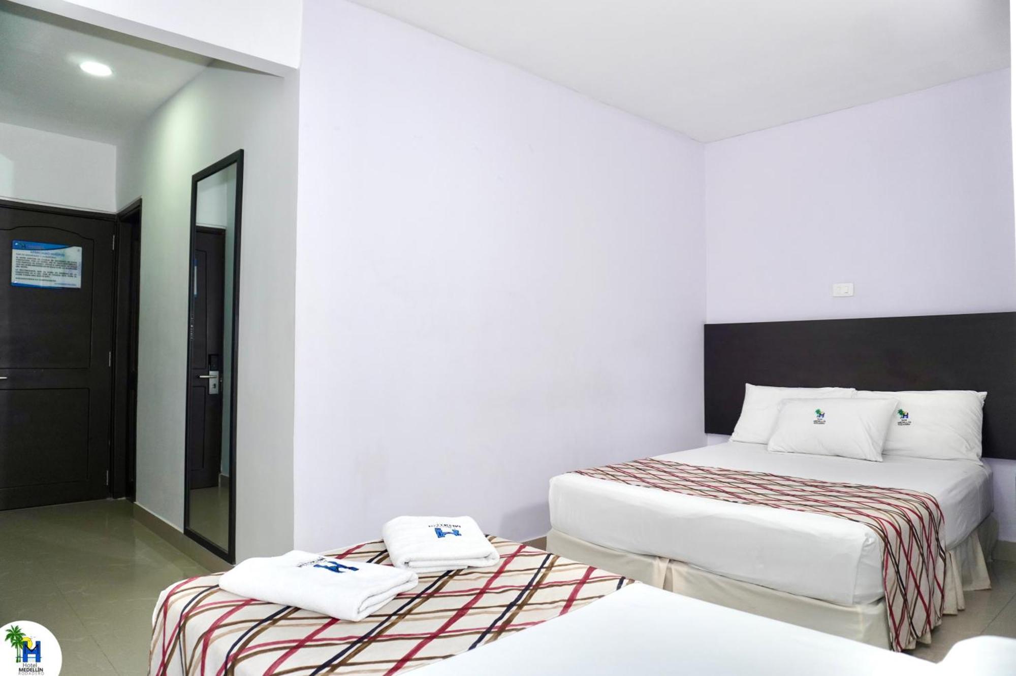 Hotel Medellín Rodadero Gaira Exterior foto